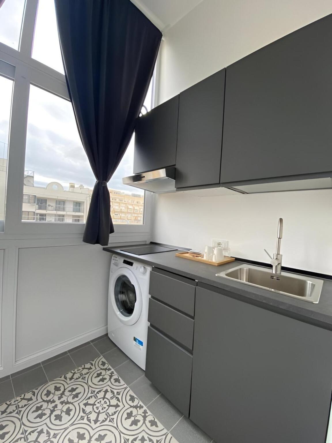 Landlord 242 - Station Apartamento Bari