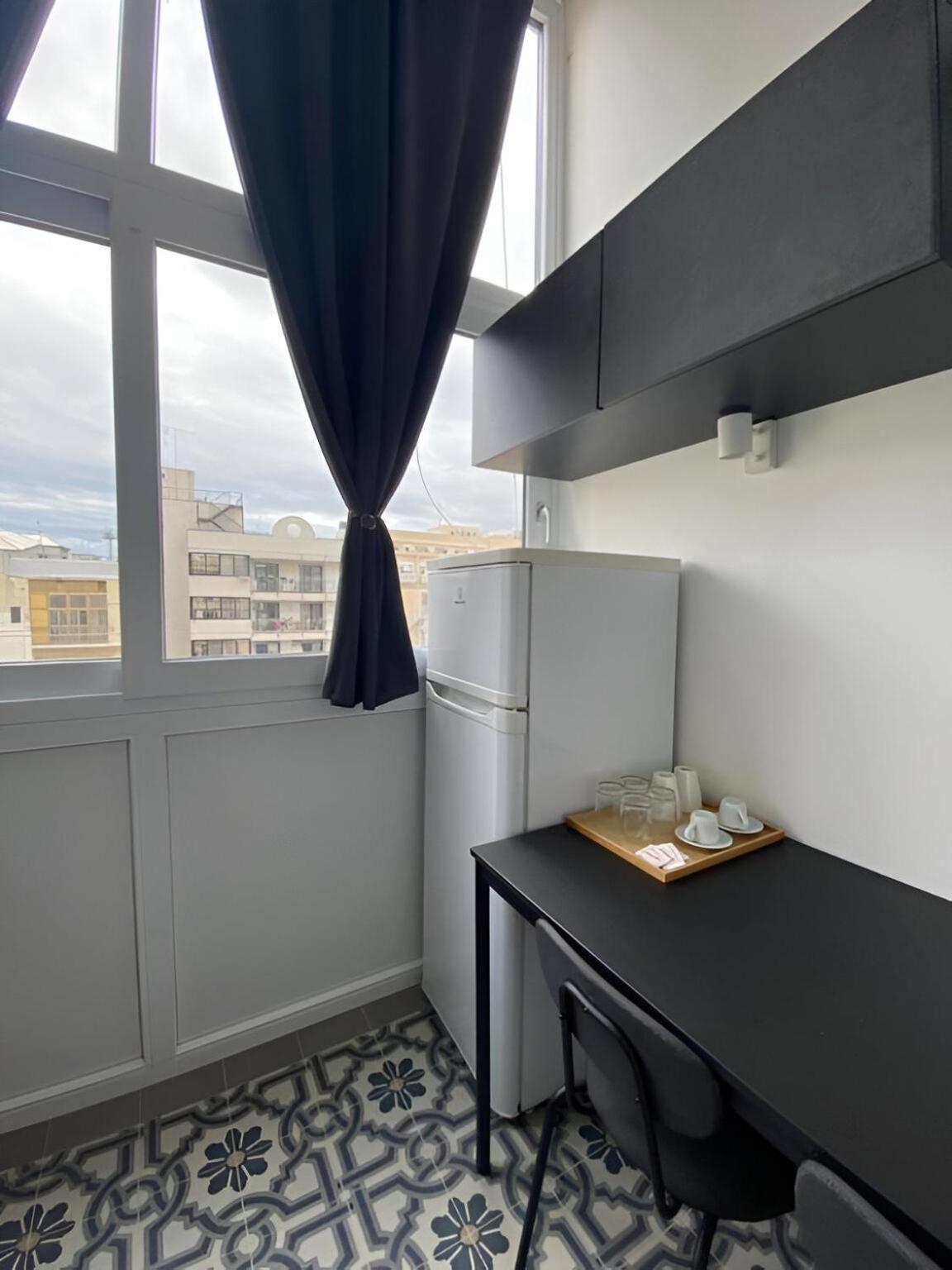 Landlord 242 - Station Apartamento